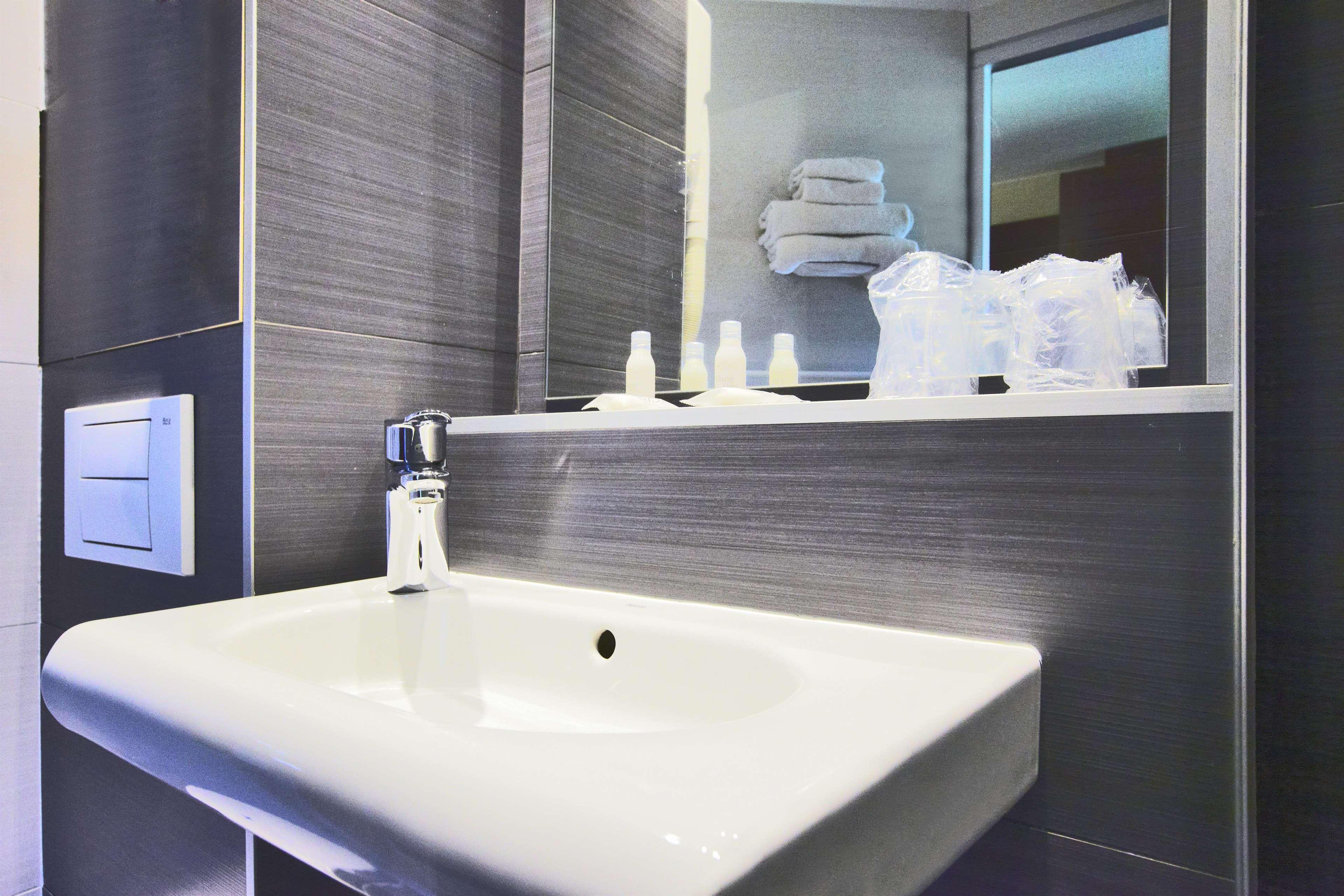 Kyriad Bordeaux Lormont Luaran gambar